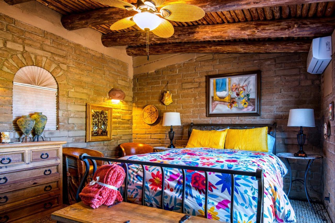 Casa Tierra Adobe Bed & Breakfast Avra Exteriör bild