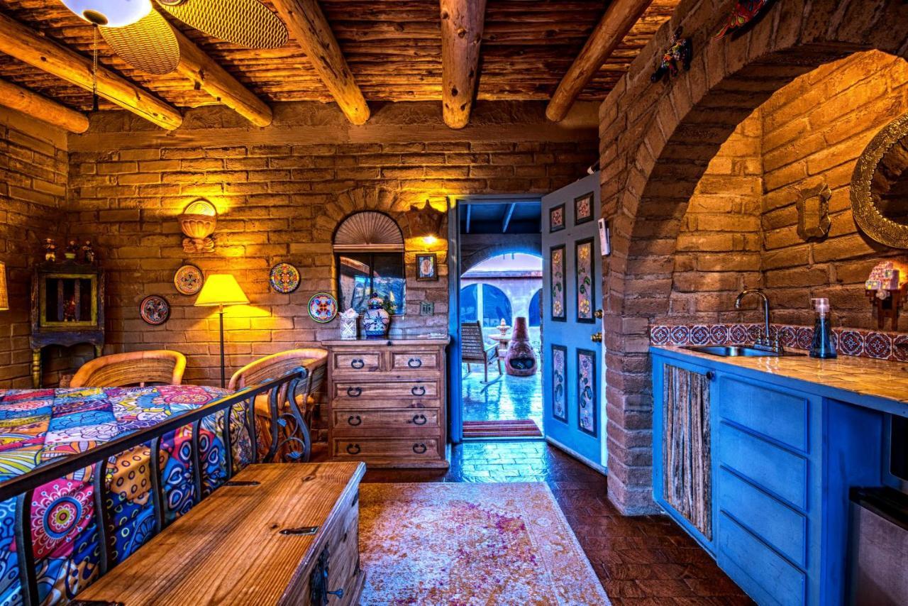 Casa Tierra Adobe Bed & Breakfast Avra Exteriör bild